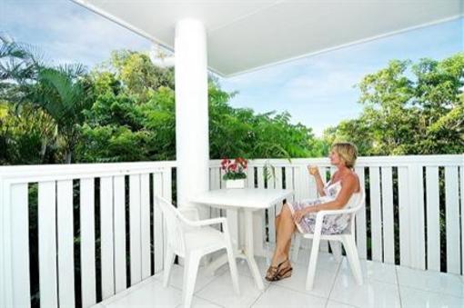 фото отеля Outrigger Holiday Apartment Port Douglas