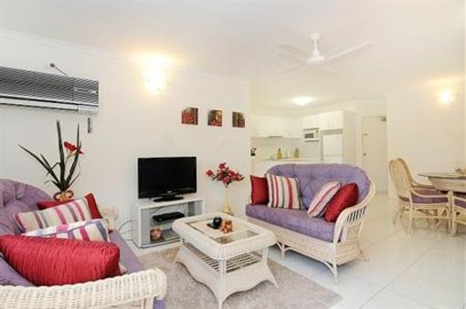 фото отеля Outrigger Holiday Apartment Port Douglas