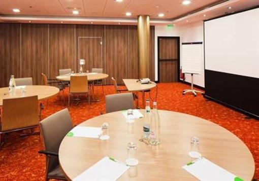 фото отеля Courtyard by Marriott Paris Boulogne