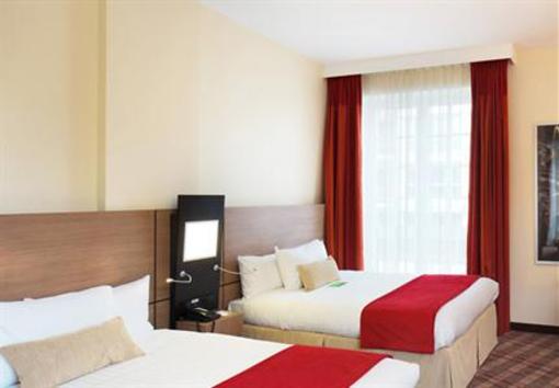 фото отеля Courtyard by Marriott Paris Boulogne