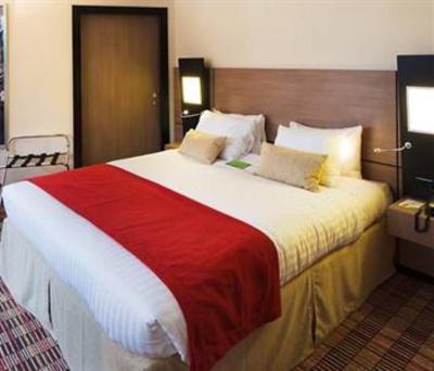 фото отеля Courtyard by Marriott Paris Boulogne