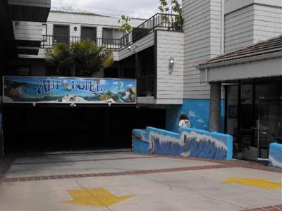фото отеля Art Hotel Laguna Beach