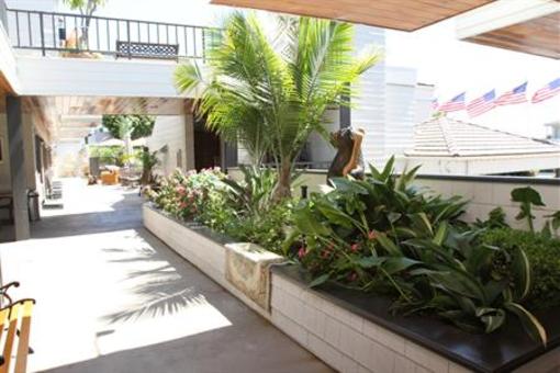 фото отеля Art Hotel Laguna Beach