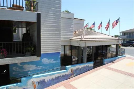 фото отеля Art Hotel Laguna Beach