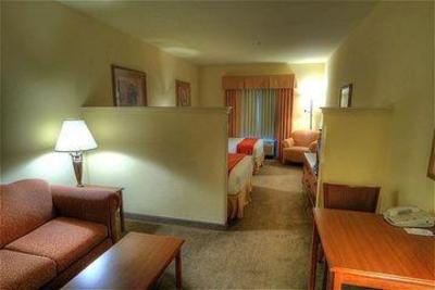 фото отеля Holiday Inn Express & Suites Austin - Sunset Valley