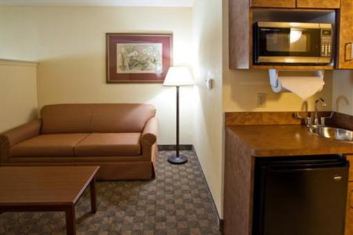 фото отеля Holiday Inn Express & Suites Austin - Sunset Valley