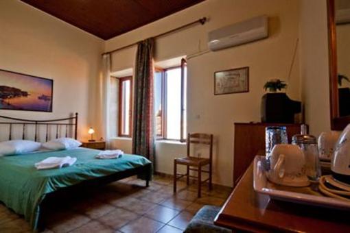 фото отеля Helena Hotel Chania