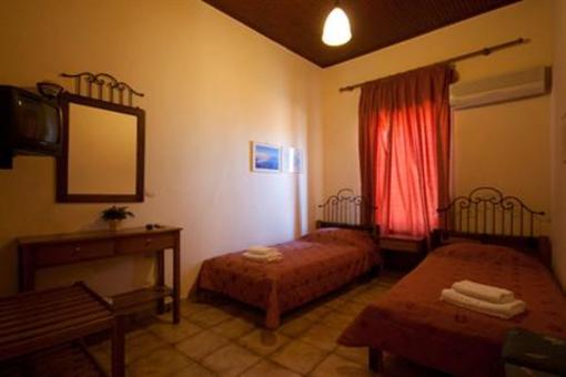 фото отеля Helena Hotel Chania