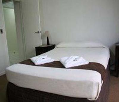 фото отеля Genesis Holiday Apartments Gold Coast