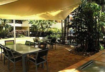 фото отеля Baronnet Apartments Gold Coast