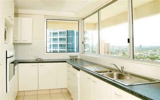 фото отеля Baronnet Apartments Gold Coast
