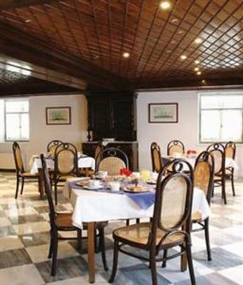 фото отеля Hydroussa Hotel