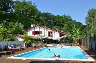 фото отеля Les Collines Iduki Hotel La Bastide-Clairence