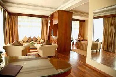 фото отеля Mahaweli Reach Hotel