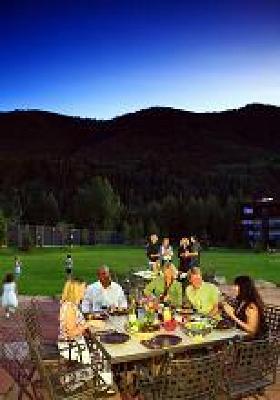фото отеля Vail Racquet Club Townhomes and Condominiums