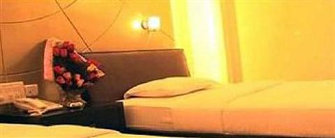 фото отеля O Delhi Hotel
