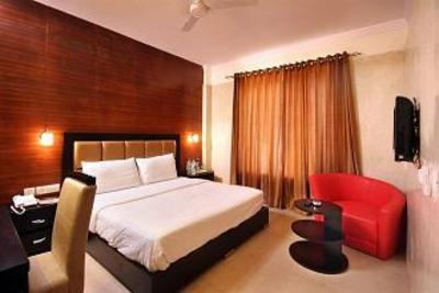 фото отеля O Delhi Hotel