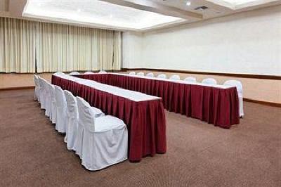 фото отеля Holiday Inn SunSpree Mazatlan