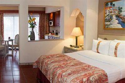 фото отеля Holiday Inn SunSpree Mazatlan