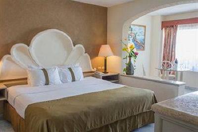 фото отеля Holiday Inn SunSpree Mazatlan