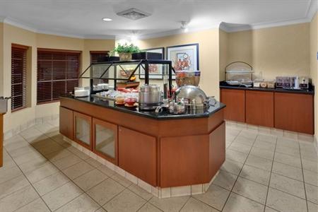 фото отеля Staybridge Suites Allentown West
