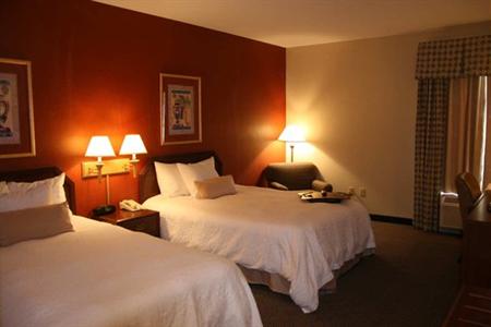 фото отеля Hampton Inn Terre Haute