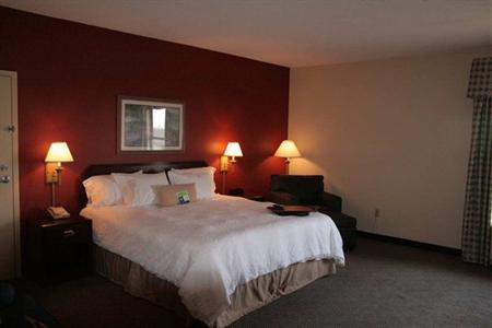 фото отеля Hampton Inn Terre Haute