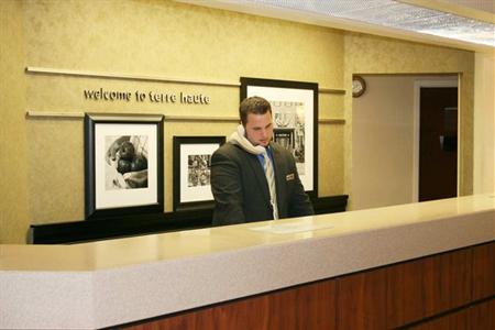 фото отеля Hampton Inn Terre Haute