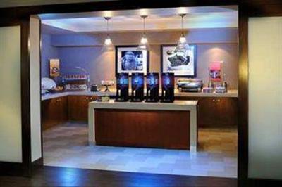фото отеля Hampton Inn and Suites North Fort Worth - Alliance Airport