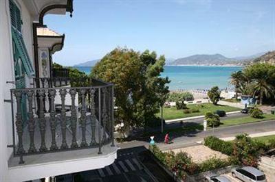 фото отеля Grande Albergo Sestri Levante