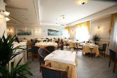 фото отеля Grande Albergo Sestri Levante