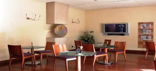 фото отеля Hotel Kris Parque Valladolid