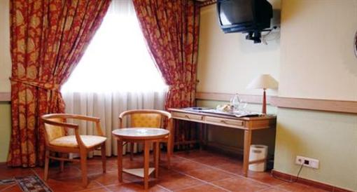 фото отеля Hotel Kris Parque Valladolid
