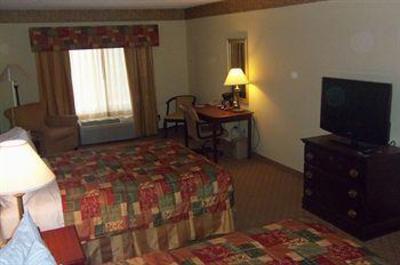 фото отеля Town & Country Inn and Suites