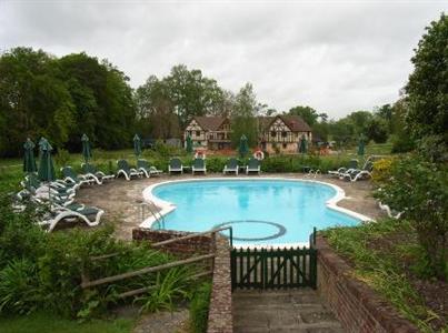 фото отеля Springs Hotel and Golf Club