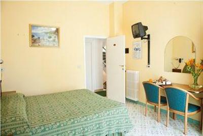 фото отеля Carmencita Hotel Anacapri