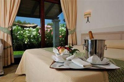 фото отеля Hotel Club Baia del Porto