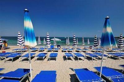 фото отеля Hotel Club Baia del Porto