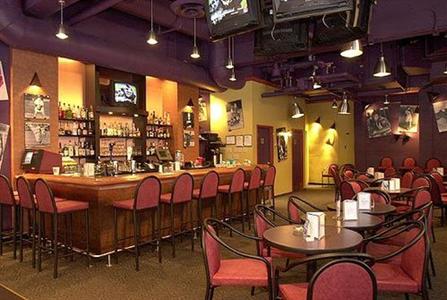 фото отеля Four Points by Sheraton Winnipeg International Airport