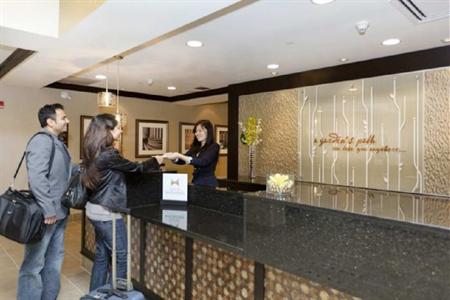 фото отеля Hilton Garden Inn Toronto/Brampton