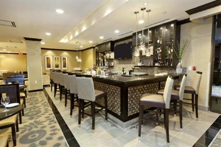 фото отеля Hilton Garden Inn Toronto/Brampton