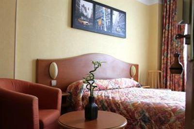 фото отеля Hotel Crystal Reims