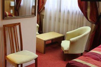 фото отеля Hotel Crystal Reims