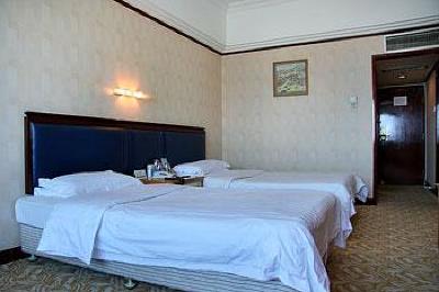 фото отеля Sun Moon Lake Hotel Dalian