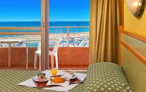 фото отеля San Luis Hotel Gandia