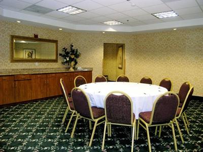 фото отеля Holiday Inn Express and Suites Elk Grove