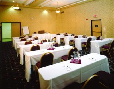 фото отеля Holiday Inn Express and Suites Elk Grove