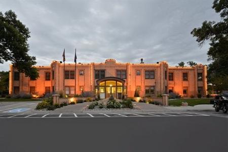 фото отеля Best Western The Plaza Hotel Thermopolis