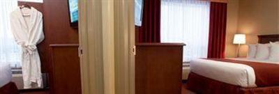фото отеля Merit Hotel