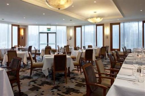 фото отеля Holiday Inn Peterborough West